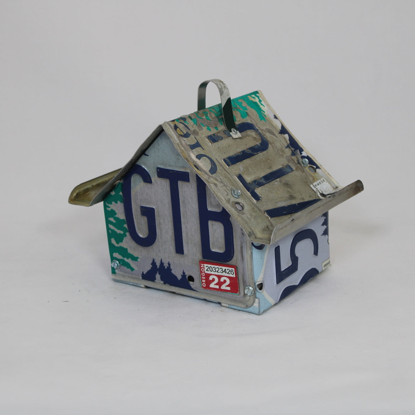Oregon Distressed Dutch Birdhouse