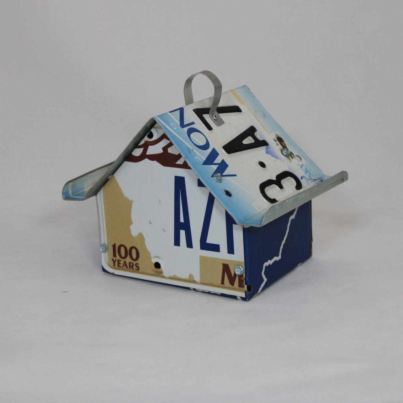 Montana Vintage Dutch Birdhouse