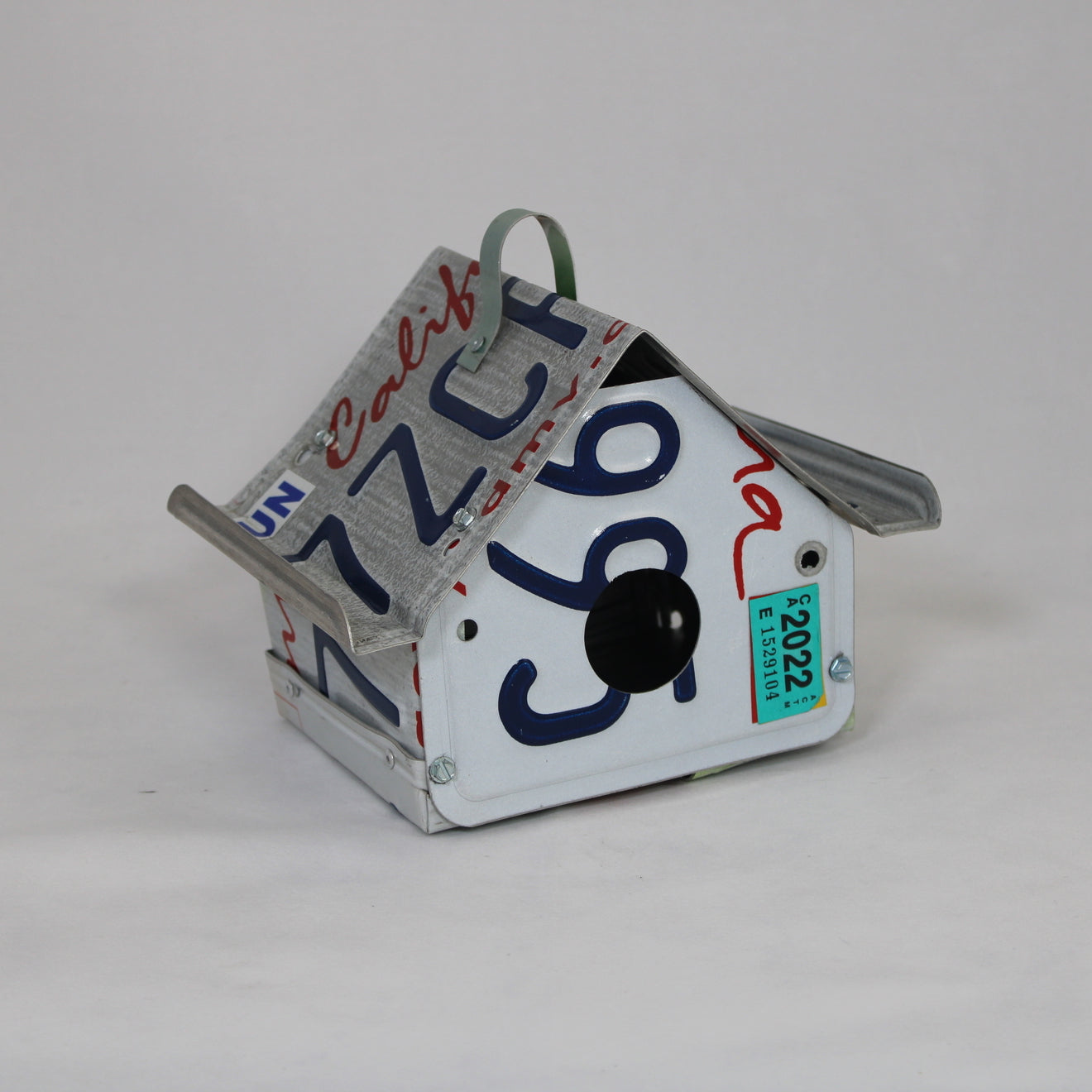 California 2022 Dutch Birdhouse