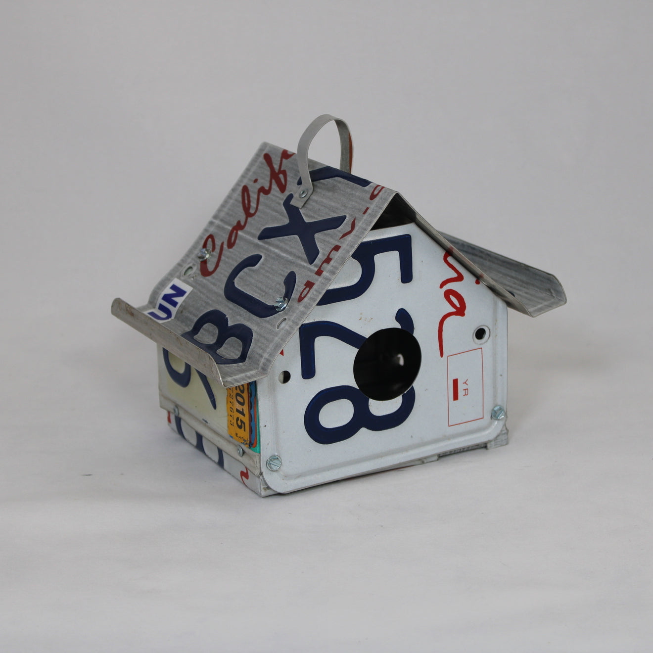 California 2019 Dutch Birdhouse